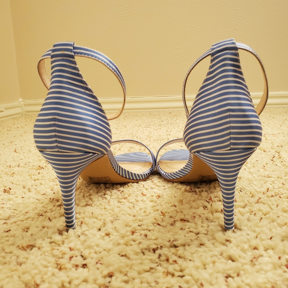 Kelly and Katie Kirstie Light Blue & White Heels - Picture 2 of 8